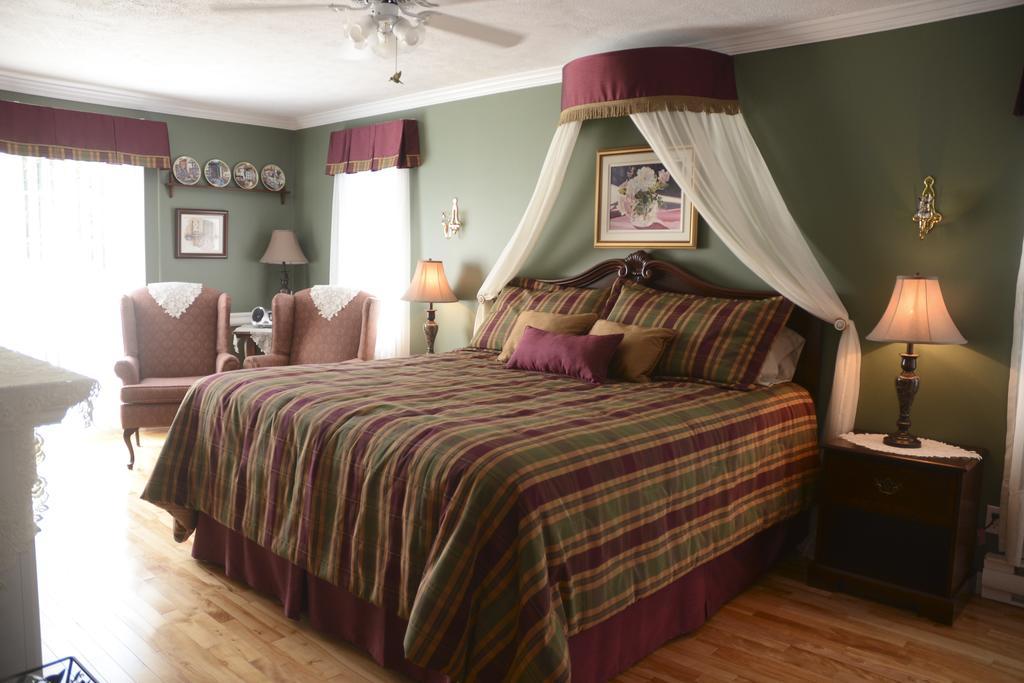 Cote'S Bed & Breakfast Grand Falls Exteriér fotografie